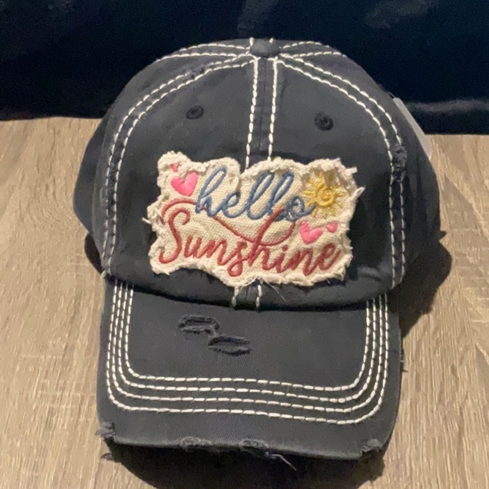 KBETHOS Vintage Distressed Ladies Black Ball Cap Hat.